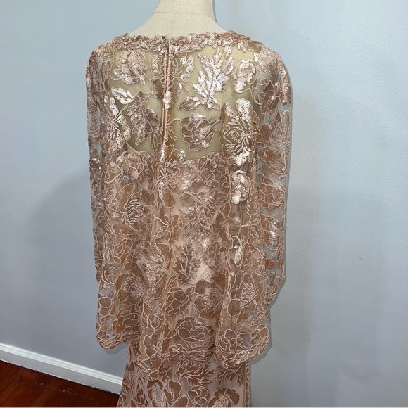 TADASHI SHOJI Peddle Gold Dorine Sequin Embroidered Cape Gown - Reemoly - Picture 14 of 17